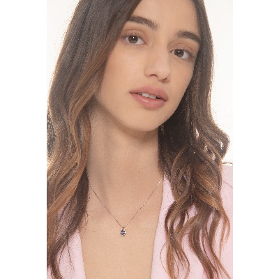 Weißgold-Kette mit Tansanit-Anhänger und 14 Diamanten 