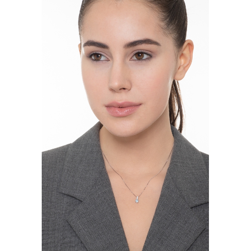 Weißgold Halskette mit Aquamarin und Diamanten