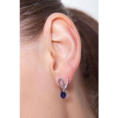 Saphir-Ohrringe aus Weißgold mit Diamanten