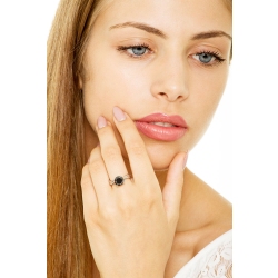 Solitaire Ring Weißgold mit schwarzem Diamant 2