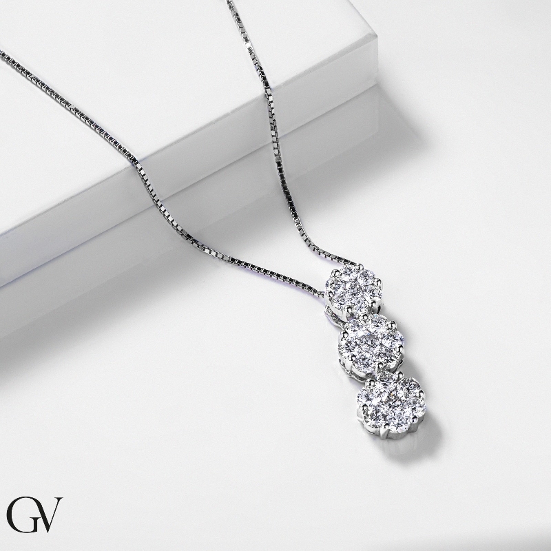 18K Weißgold Kette mit 3 Diamantanhängern 