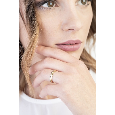 Weißgold Gelbgold Ehering mit Diamanten