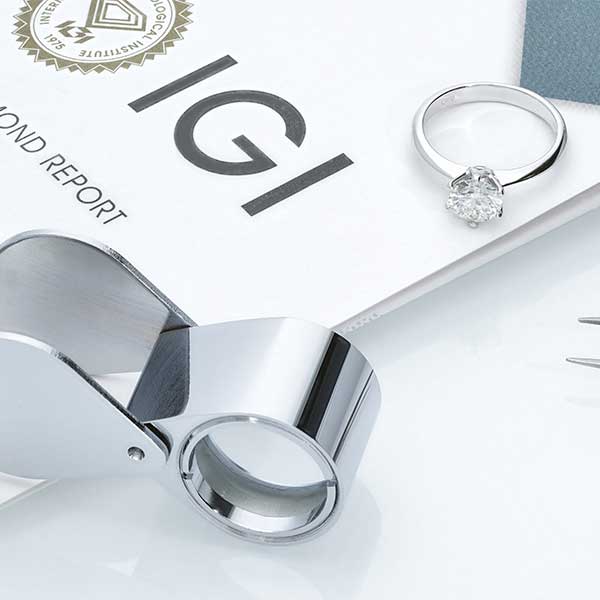 Warum solltest du einen Solit&auml;r-Ring aus Wei&szlig;gold mit zertifizierten Diamanten kaufen?